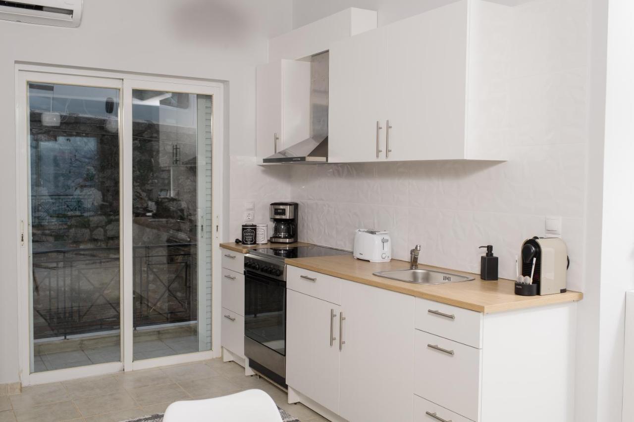 Nelion 01 - A Dream Apartment With Amazing View Αίγιο Εξωτερικό φωτογραφία